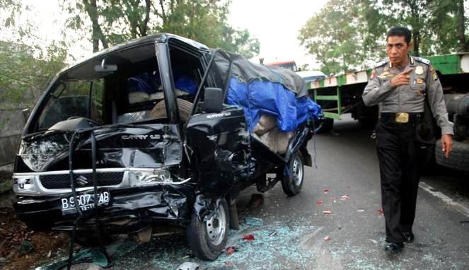 Kecelakaan Lalu Lintas 2012 di Jakarta Tewaskan 901 Orang